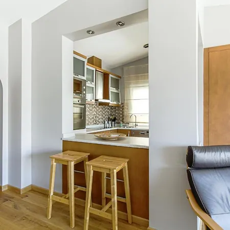 Bosphorus View Flat With Terrace In Arnavutkoy アパート イスタンブール