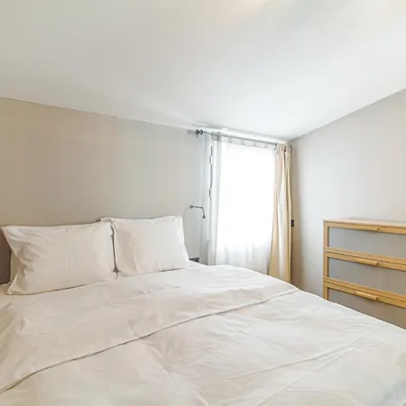 Bosphorus View Flat With Terrace In Arnavutkoy